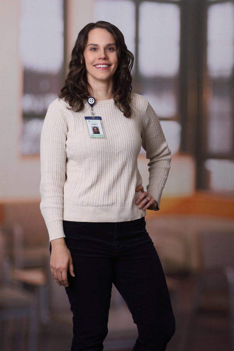 Lindsey Gonzalez, MFT